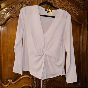 Missguided lilac Twist Front Blouse *FLAW* staining